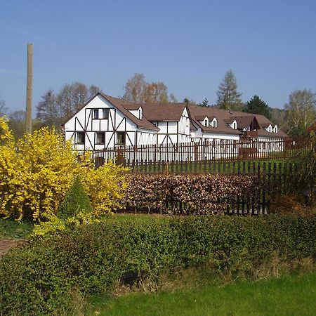 Restaurace A Penzion Ceska Hospoda Heřmanice Exterior foto